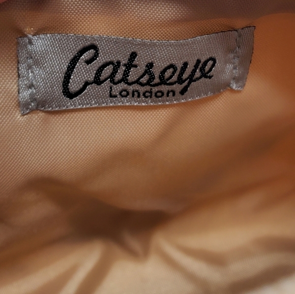 CATSEYE LONDON PUG DOG BEIGE SMALL MAKEUP TRINKET POUCH BAG TRAVEL CASE JEWELRY - Picture 12 of 12